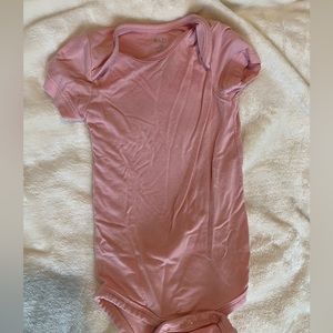 Kyte BABY bodysuit 3-6 mo GUC